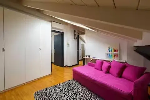 Suite N8 - Elegante Mansarda Vicino Al Centro Brescia 0*,  Italie