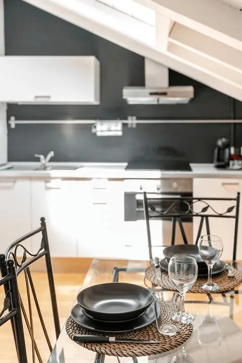 Suite N8 - Elegante Mansarda Vicino Al Centro Μπρέσια Ιταλία